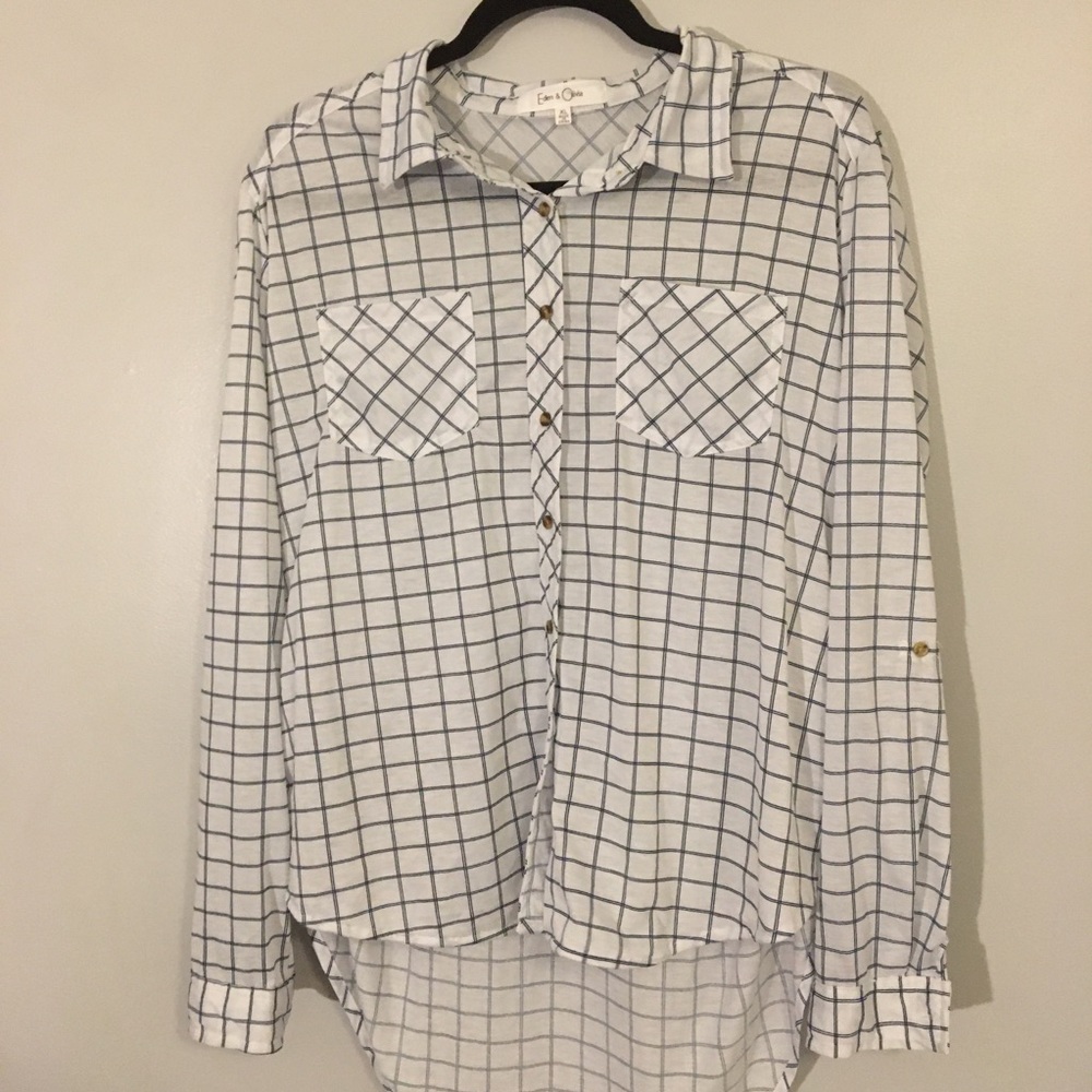 Eden & Olivia Patterned Button-Down Blouse
